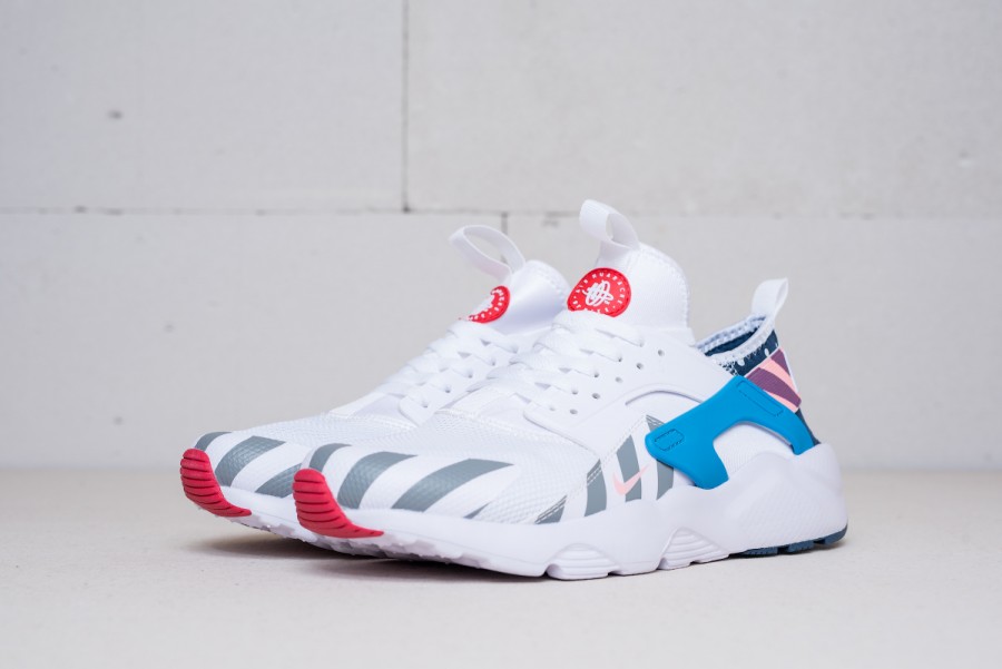 Кроссовки Nike Air Huarache Run Ultra