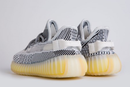 Кроссовки Adidas Yeezy 350 boost