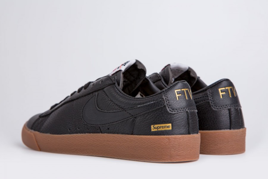 Кроссовки Nike SB Blazer Low GT x Supreme