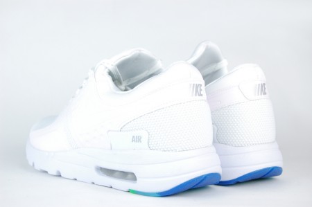 кроссовки Nike Air Max Zero Triple White