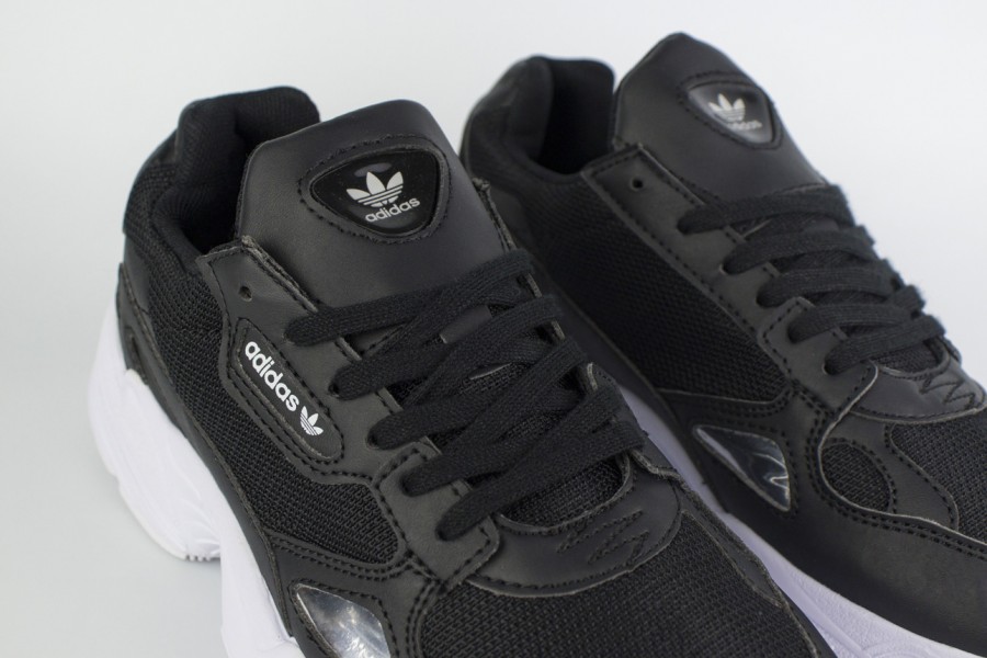 кроссовки Adidas Falcon Wmns Black / White