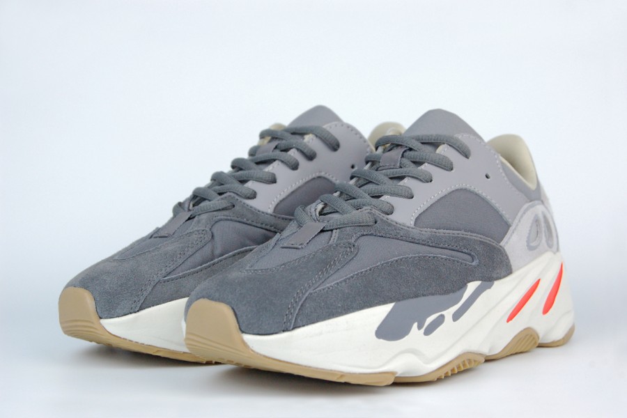 кроссовки Adidas Yeezy Boost 700 Magnet