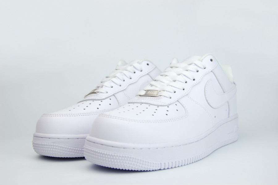 кроссовки Nike Air Force 1 Low Triple White x Supreme