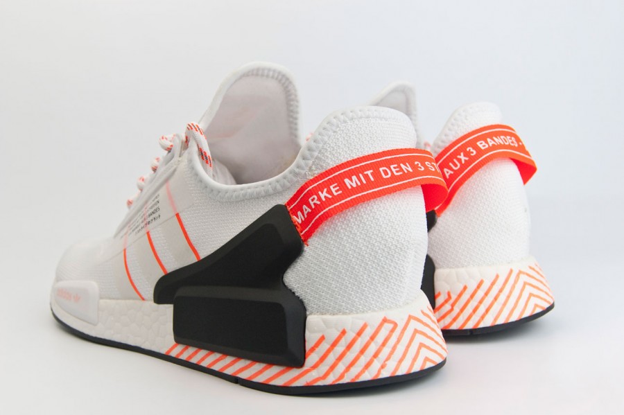 кроссовки Adidas NMD R1 V2 White / Orange