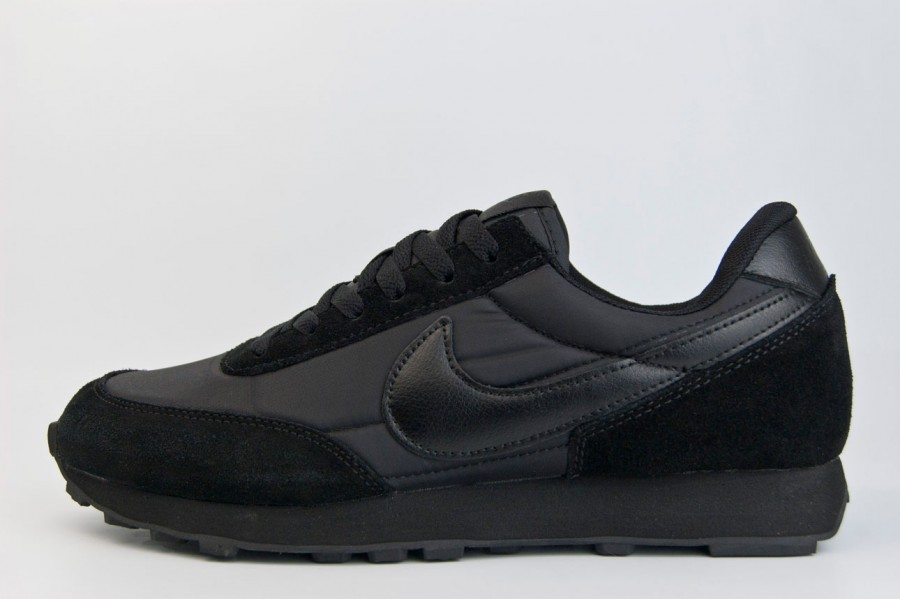 кроссовки Nike DayBreak Triple Black