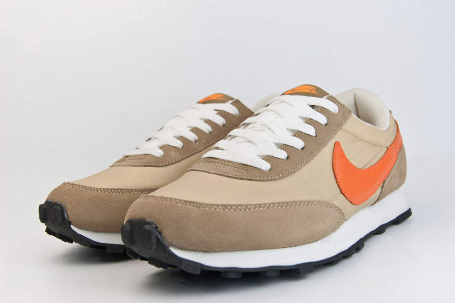 кроссовки Nike DayBreak Beige / Orange