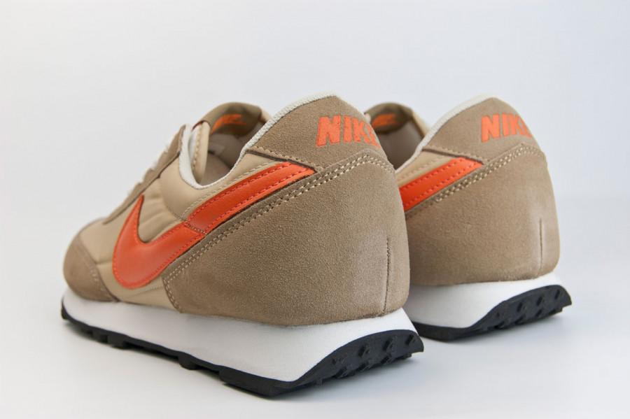 кроссовки Nike DayBreak Beige / Orange