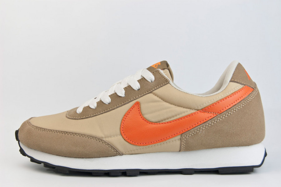 кроссовки Nike DayBreak Beige / Orange