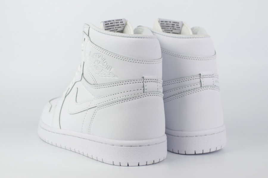 кроссовки Nike Air Jordan 1 Wmns Triple White