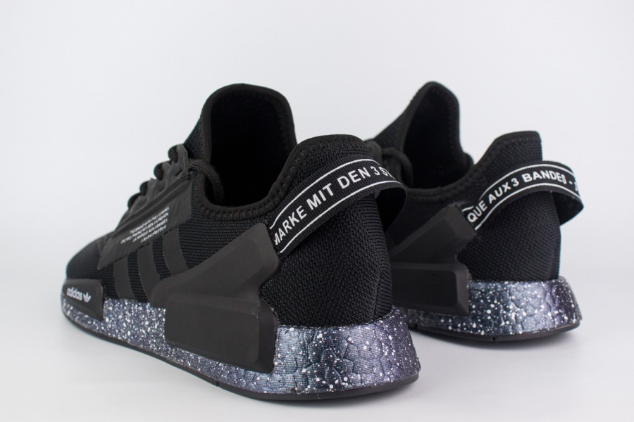 кроссовки Adidas NMD R1 V2 Black Speckled