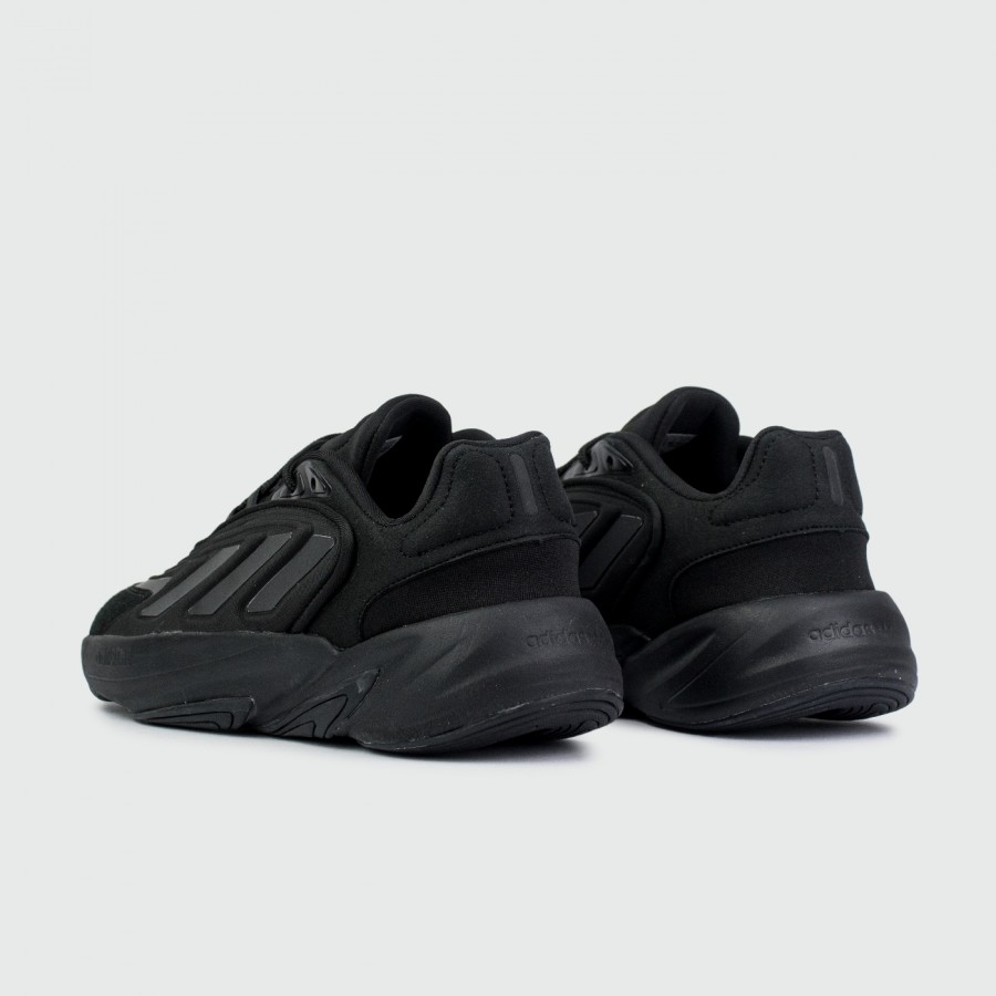 кроссовки Adidas Ozelia Triple Black