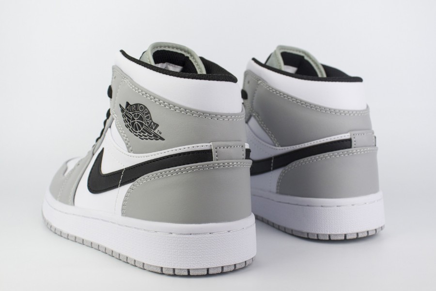 кроссовки Nike Air Jordan 1 Wmns Grey / Smoke