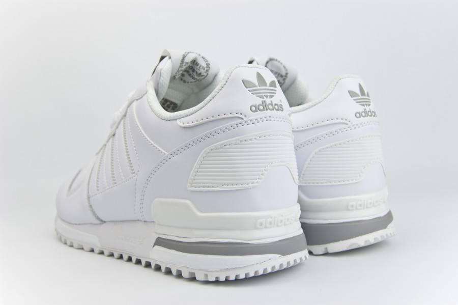 кроссовки Adidas ZX 700 Leather Wmns Triple White