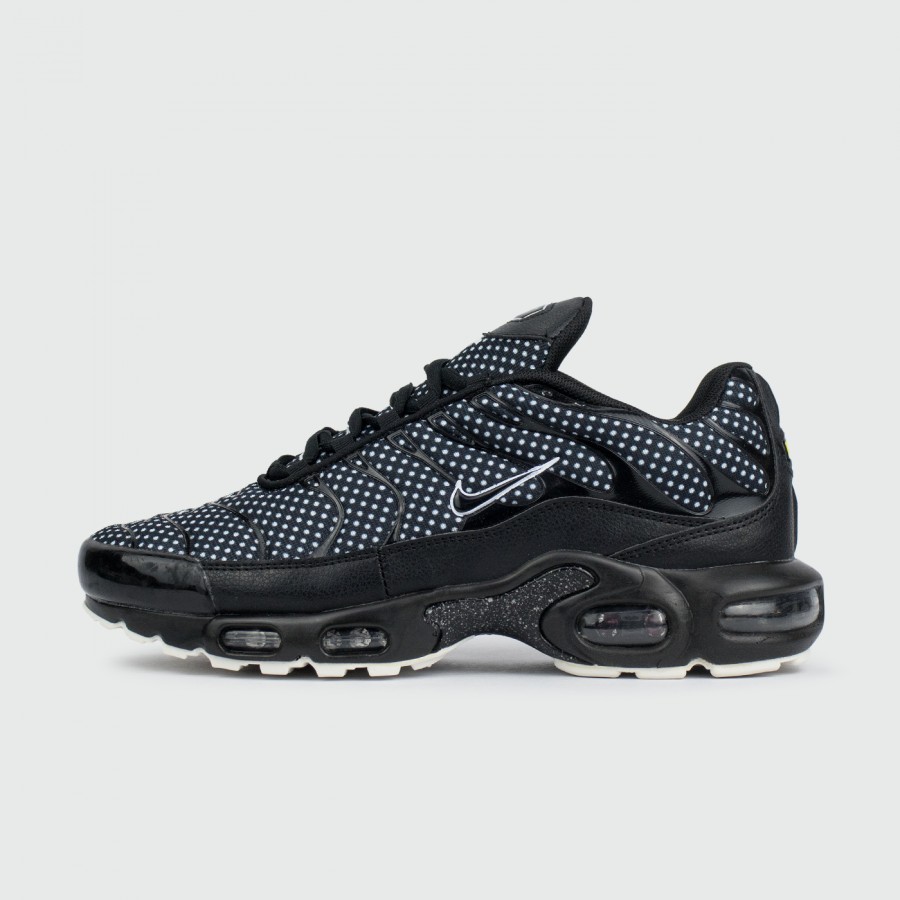 кроссовки Nike Air Max Plus Tn Black / White Pixel