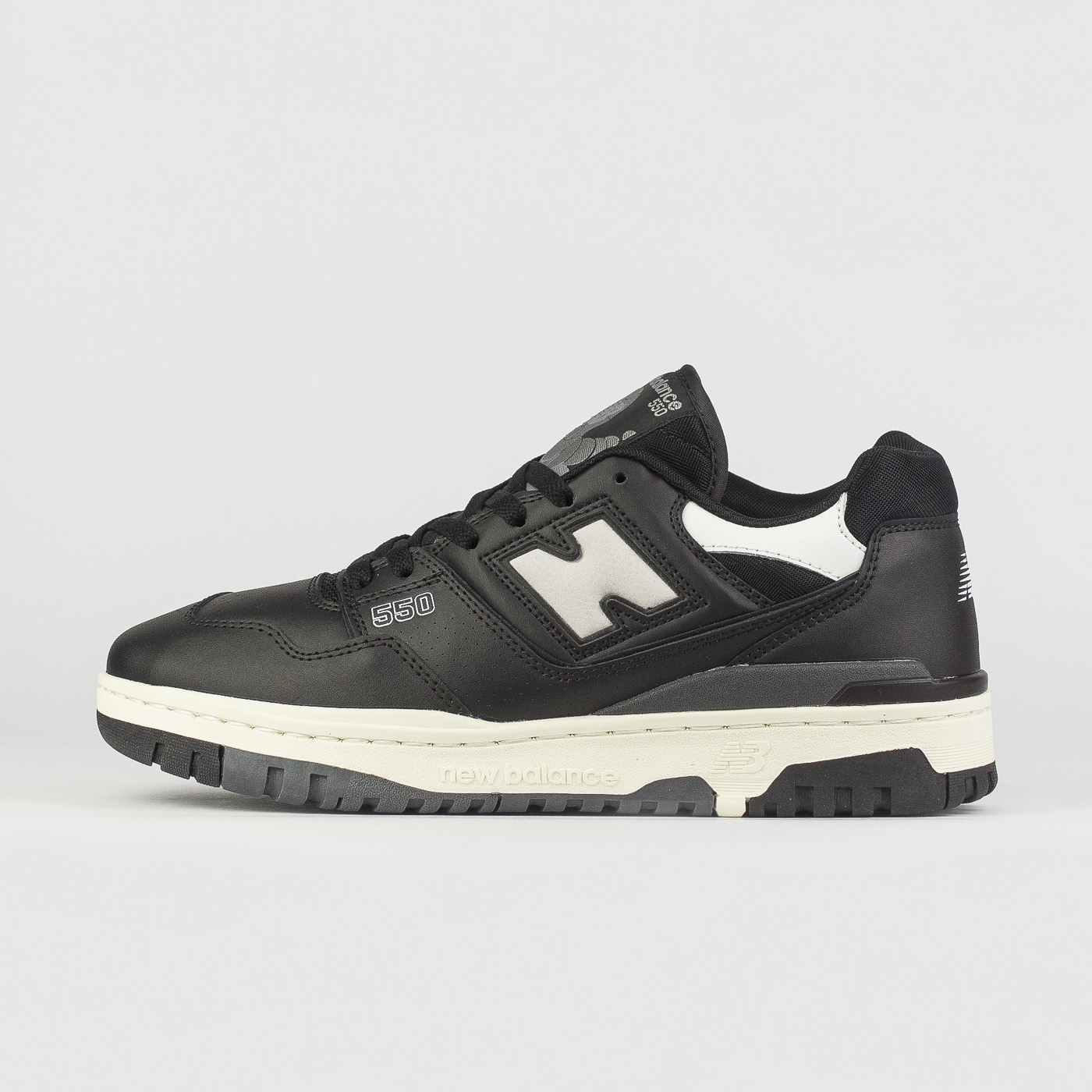 Кроссовки New Balance 550 Black / White new