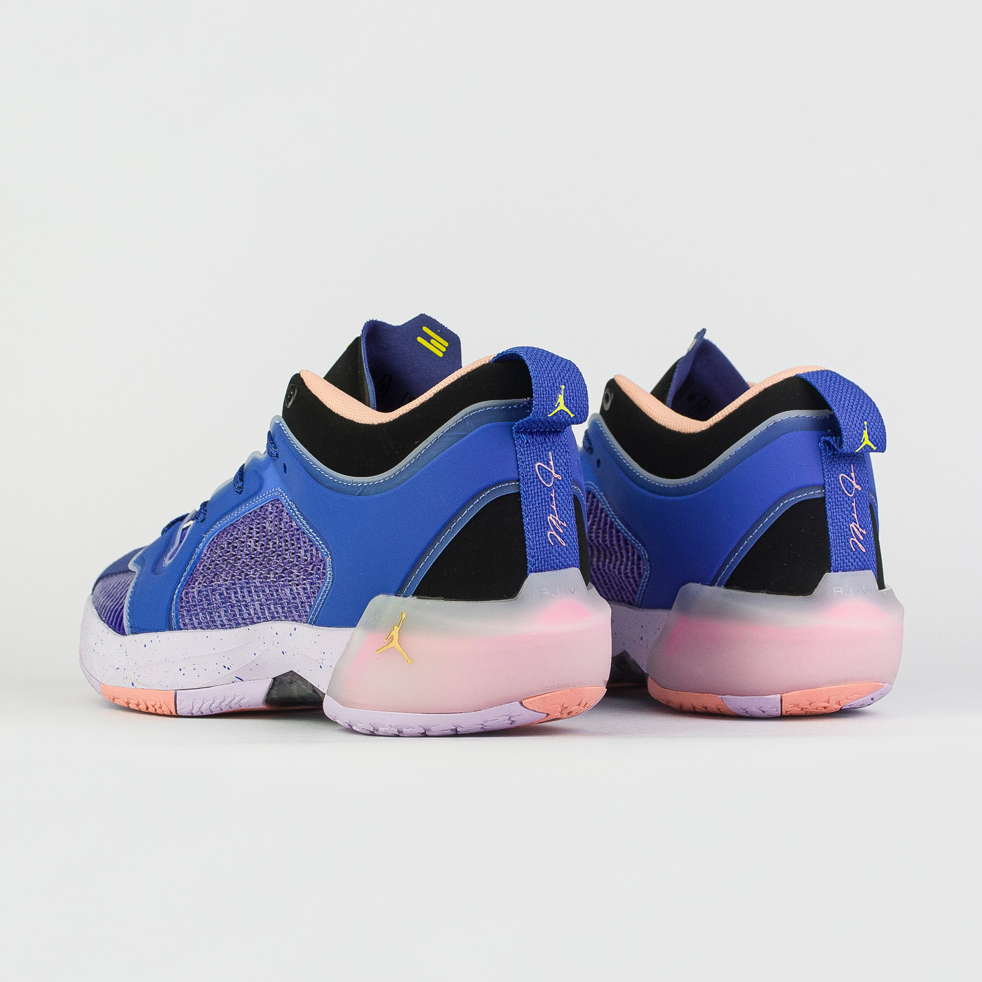 Кроссовки Nike Air Jordan 37 Low Lapis