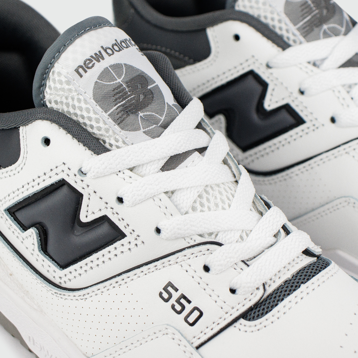 Кроссовки New Balance 550 White Grey new Кроссовки New Balance 550 White Grey new