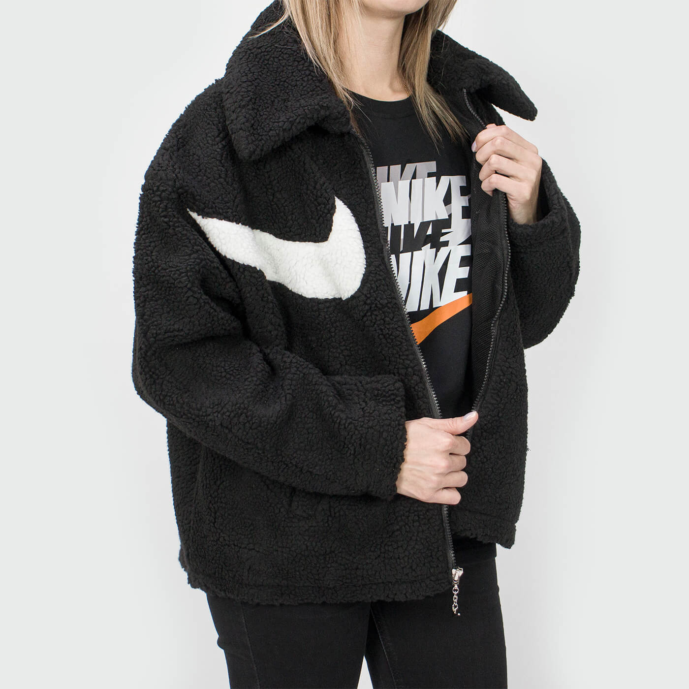 Куртка Nike Black / Sw. White Wmns