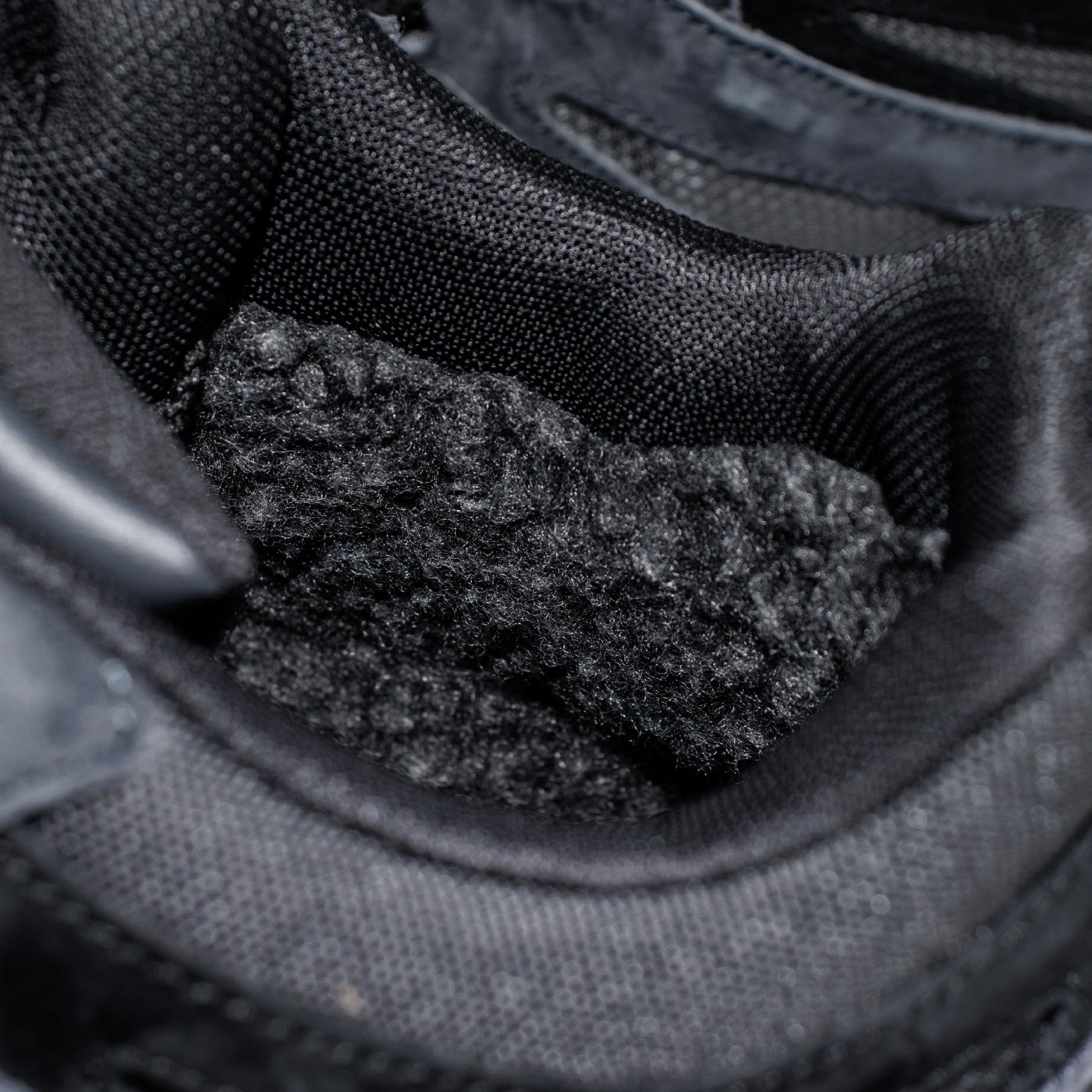 Кроссовки New Balance 9060 Mid Grey with Fur Кроссовки New Balance 9060 Mid Grey with Fur