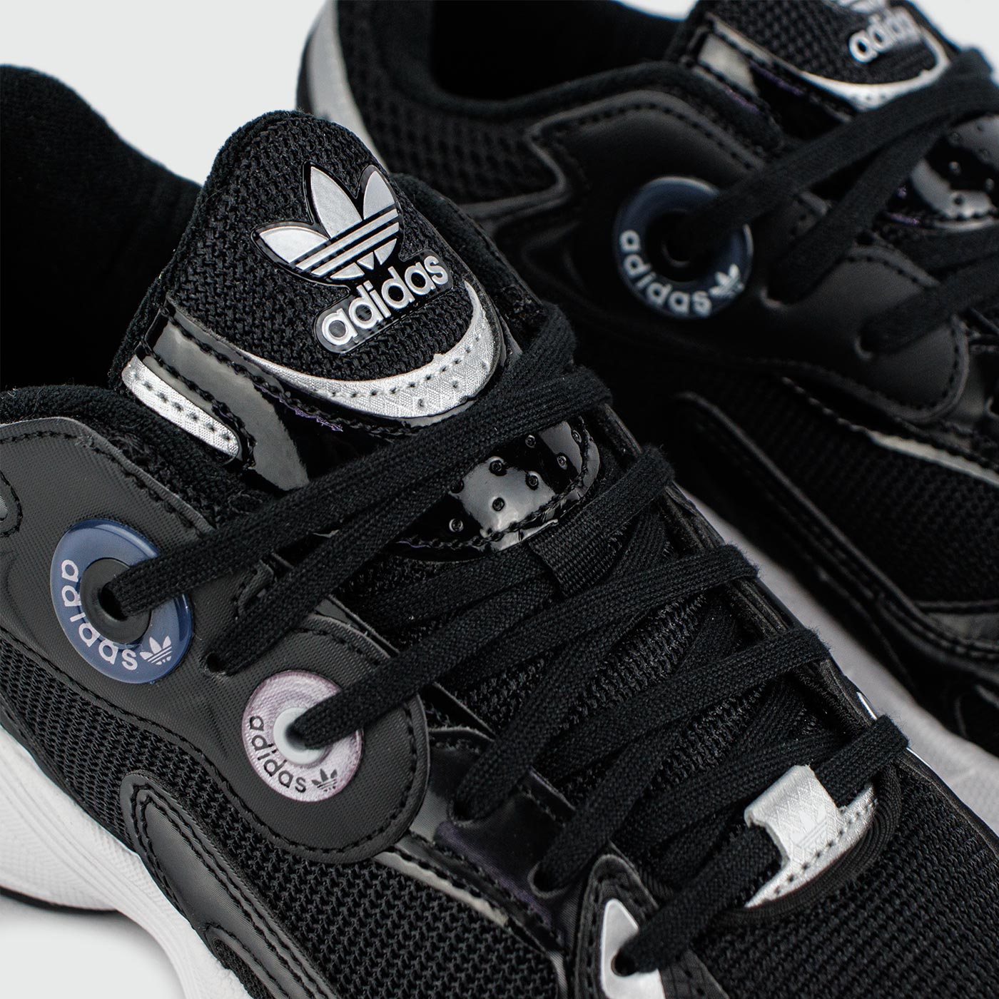 Кроссовки Adidas Astir Black / White Wmns