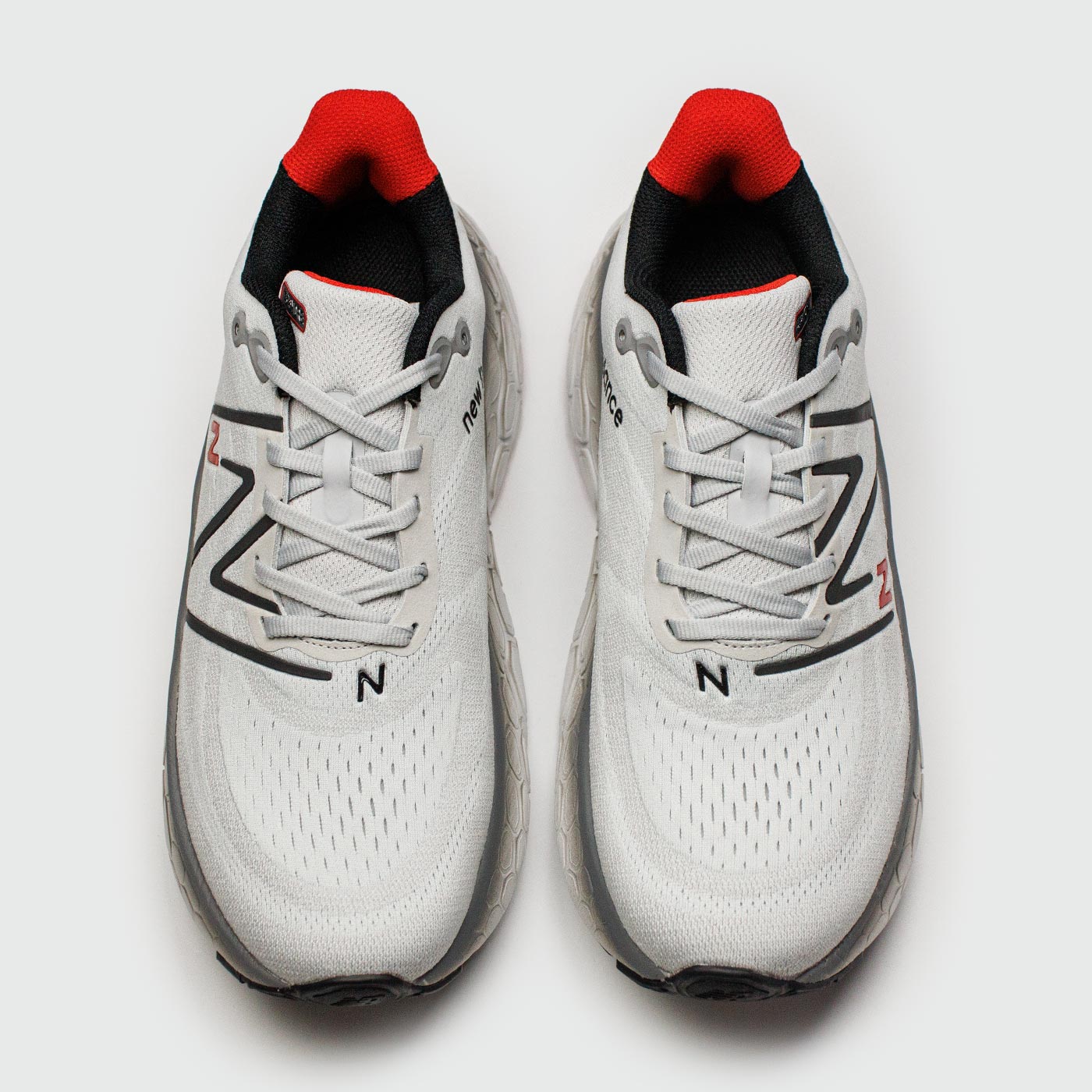 Кроссовки New Balance Fresh Foam x More V4 Grey Red Кроссовки New Balance Fresh Foam x More V4 Grey Red
