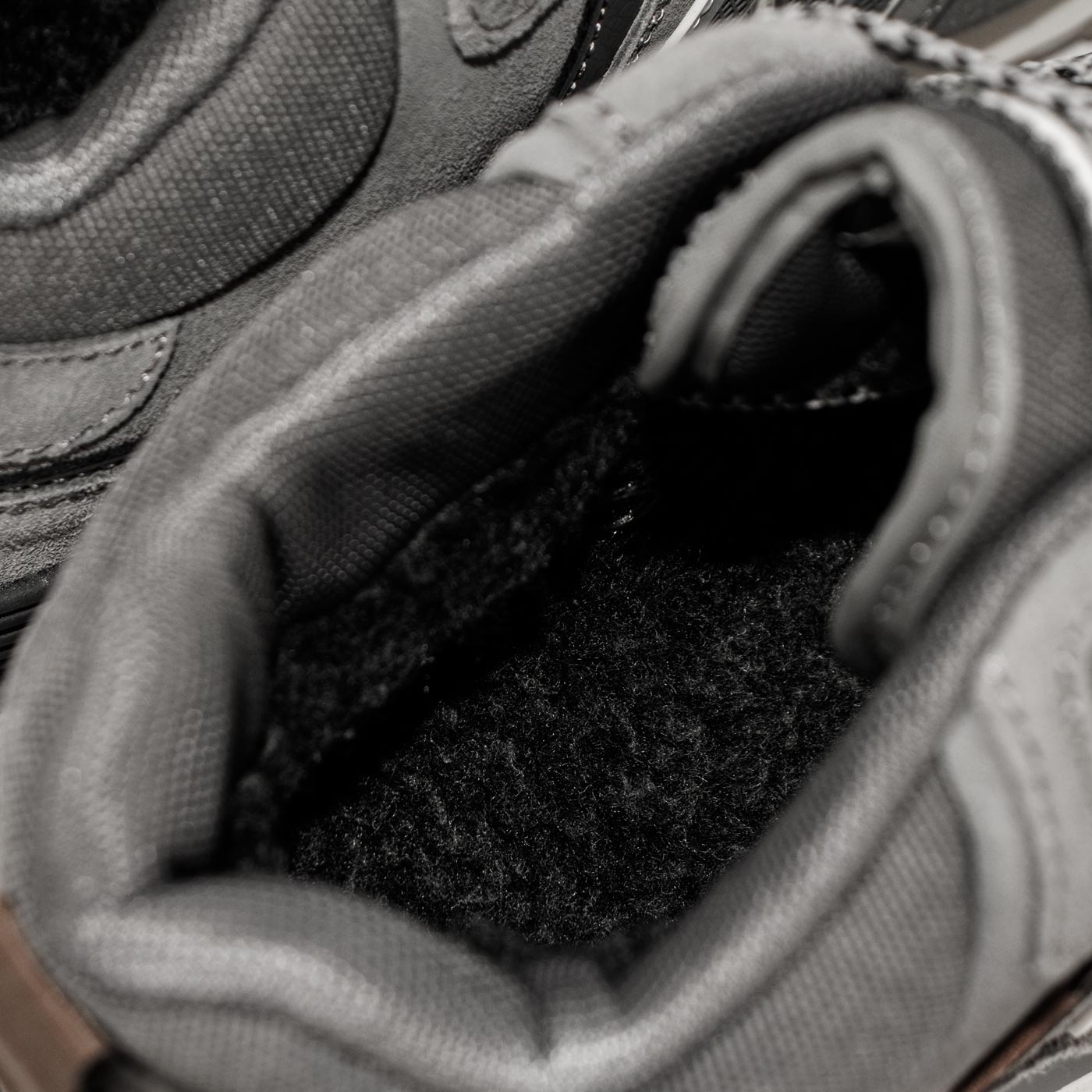 Кроссовки New Balance 574 Mid Grey / White with Fur Wmns Кроссовки New Balance 574 Mid Grey / White with Fur Wmns