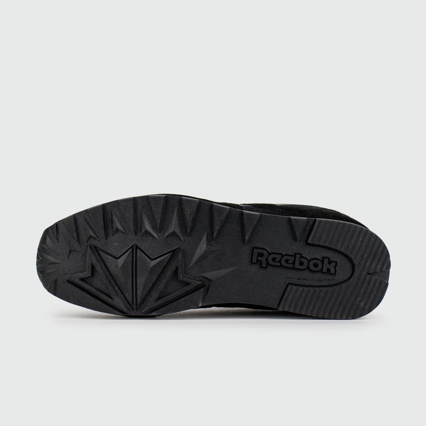 Кроссовки Reebok Classic Utility Black / White