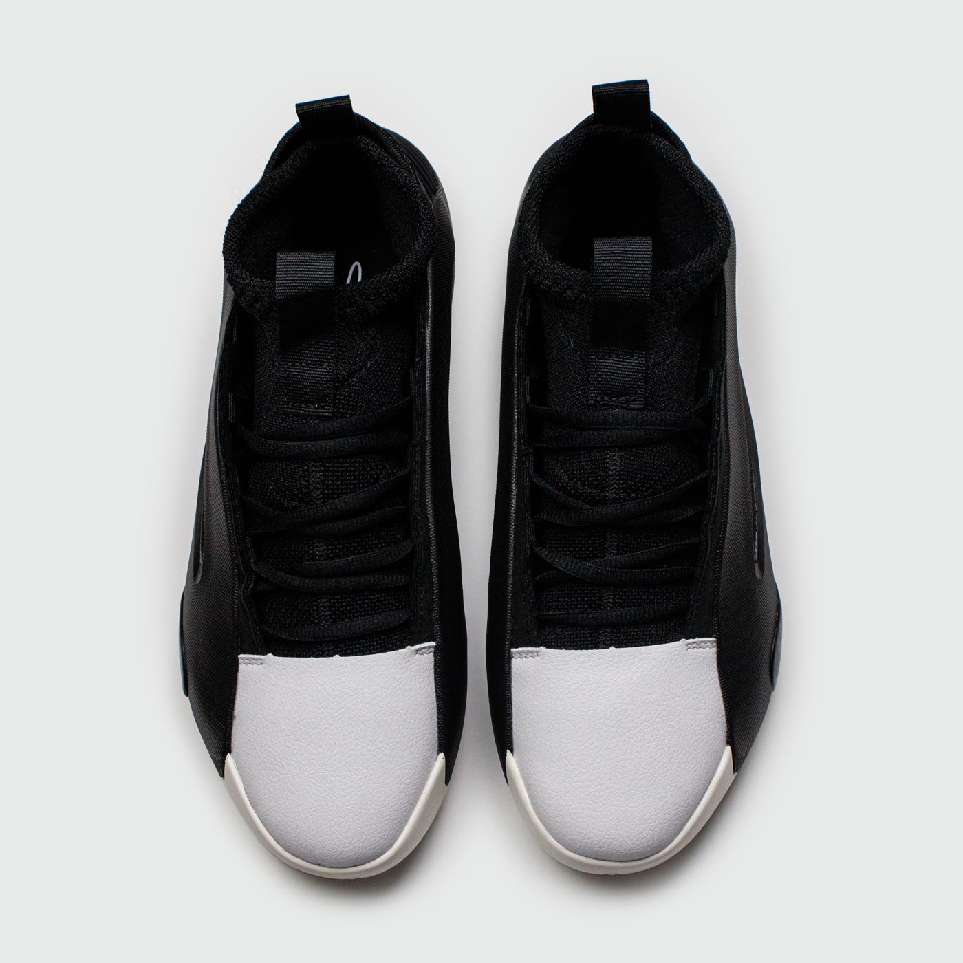 Кроссовки Adidas Harden Vol 8 Black Silver Кроссовки Adidas Harden Vol 8 Black Silver