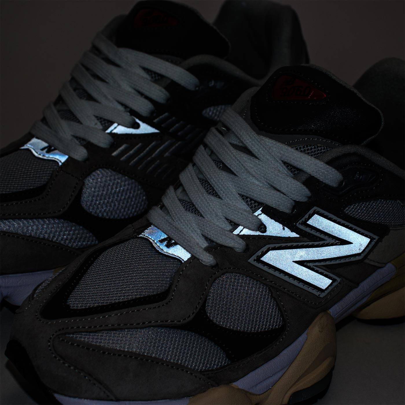 Кроссовки New Balance 9060 L.Grey / Grey Wmns Кроссовки New Balance 9060 L.Grey / Grey Wmns