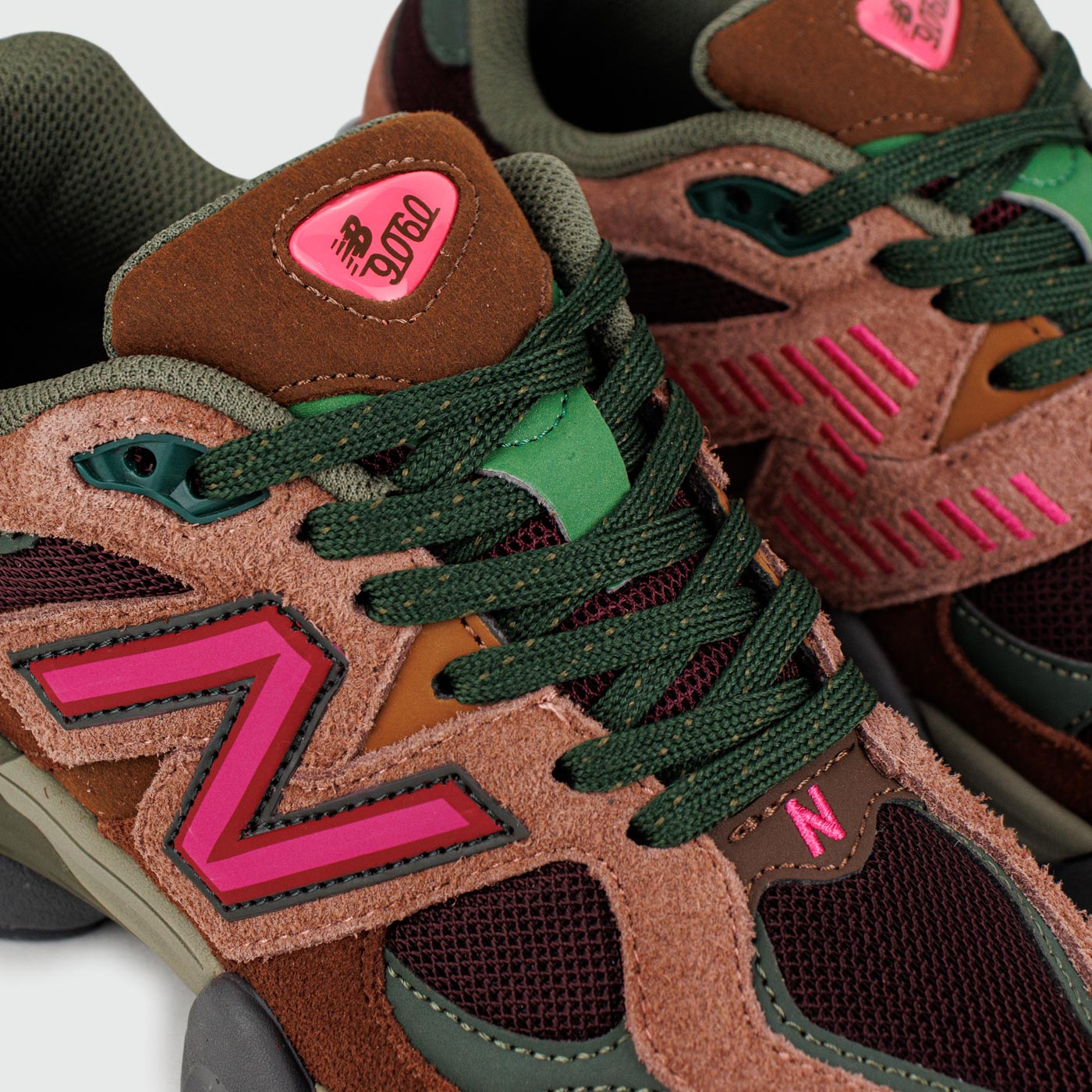 Кроссовки New Balance 9060 Brown Pink Mix Wmns Кроссовки New Balance 9060 Brown Pink Mix Wmns
