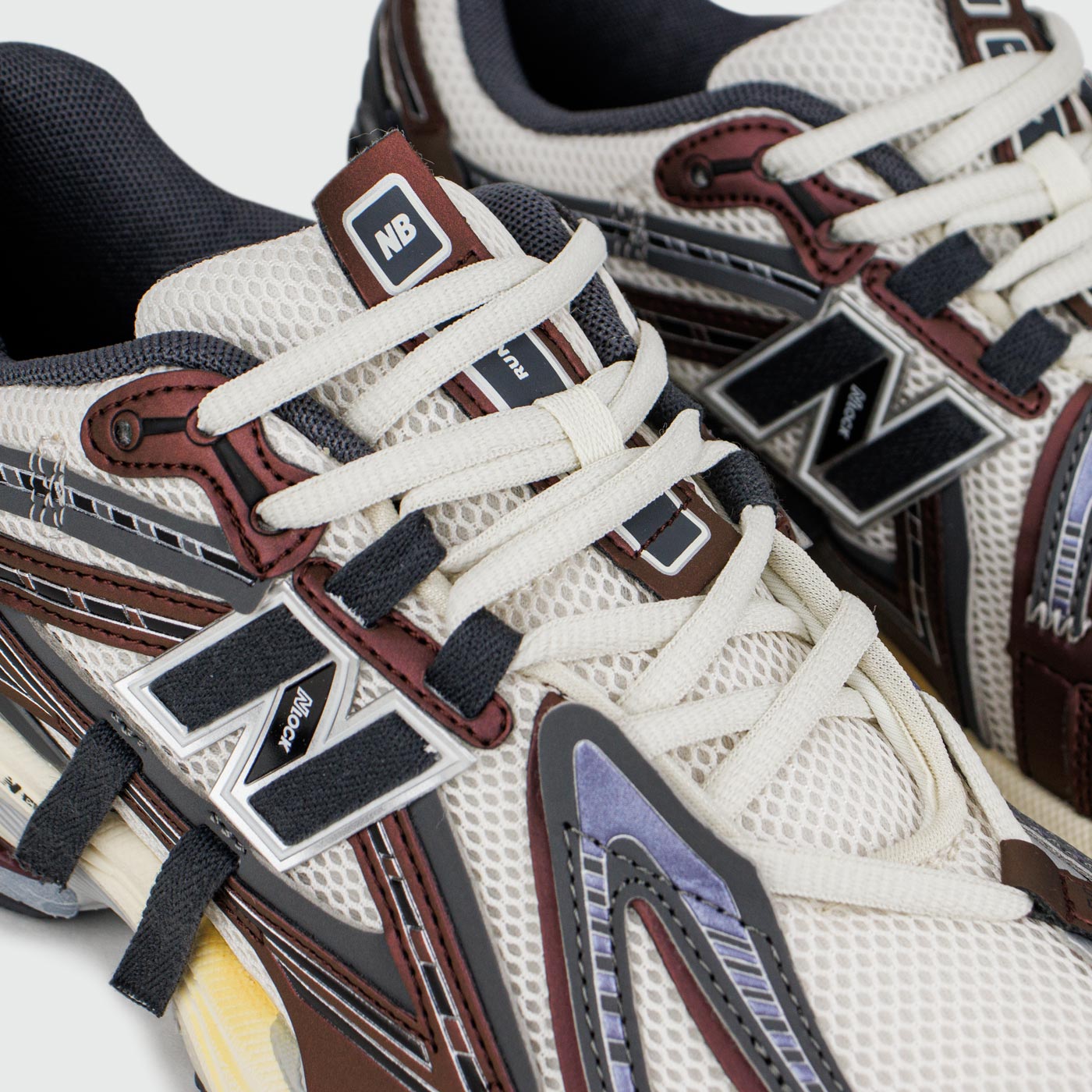 Кроссовки New Balance 1906A White / Brown