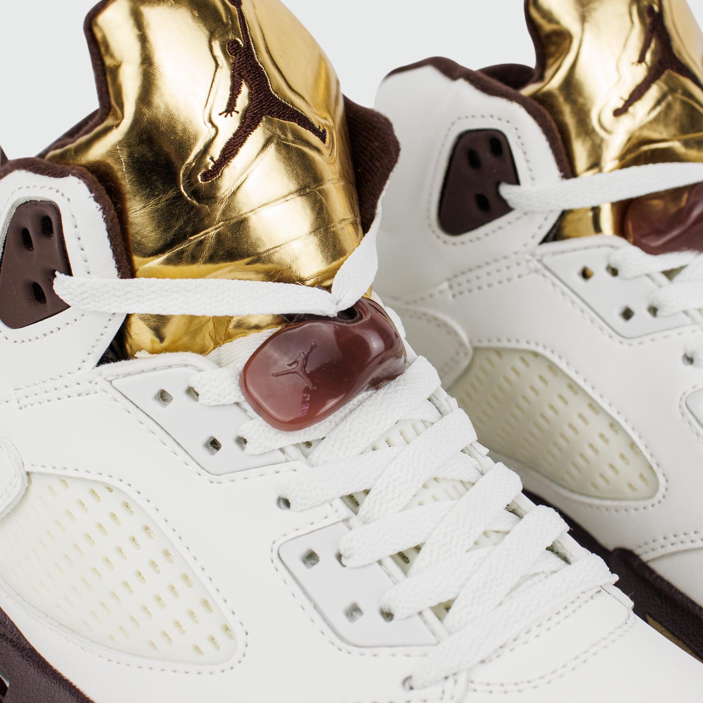 Кроссовки Air Jordan 5 White Gold