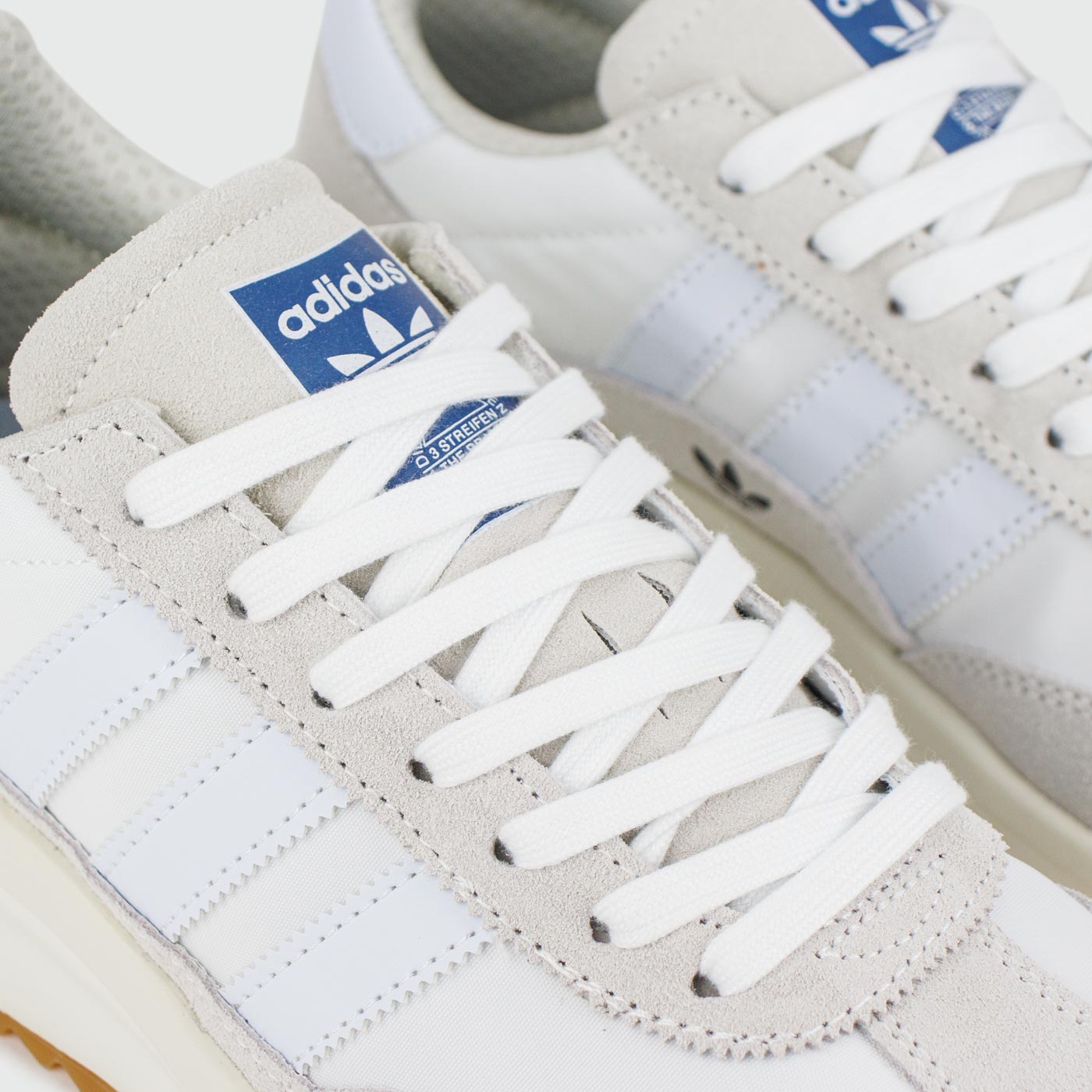 Кроссовки Adidas SL 72 Boost White Кроссовки Adidas SL 72 Boost White