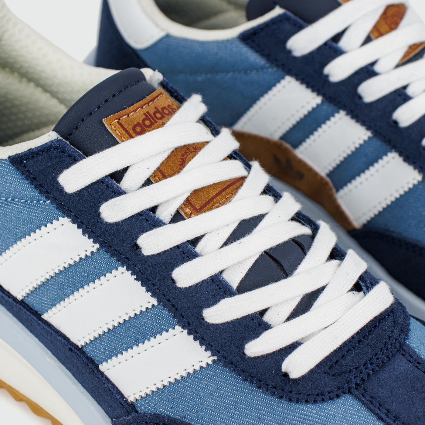 Кроссовки Adidas SL 72 Boost Blue Кроссовки Adidas SL 72 Boost Blue