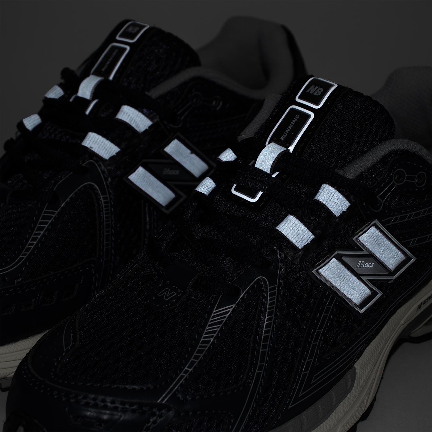 Кроссовки New Balance 1906R Navy White Wmns