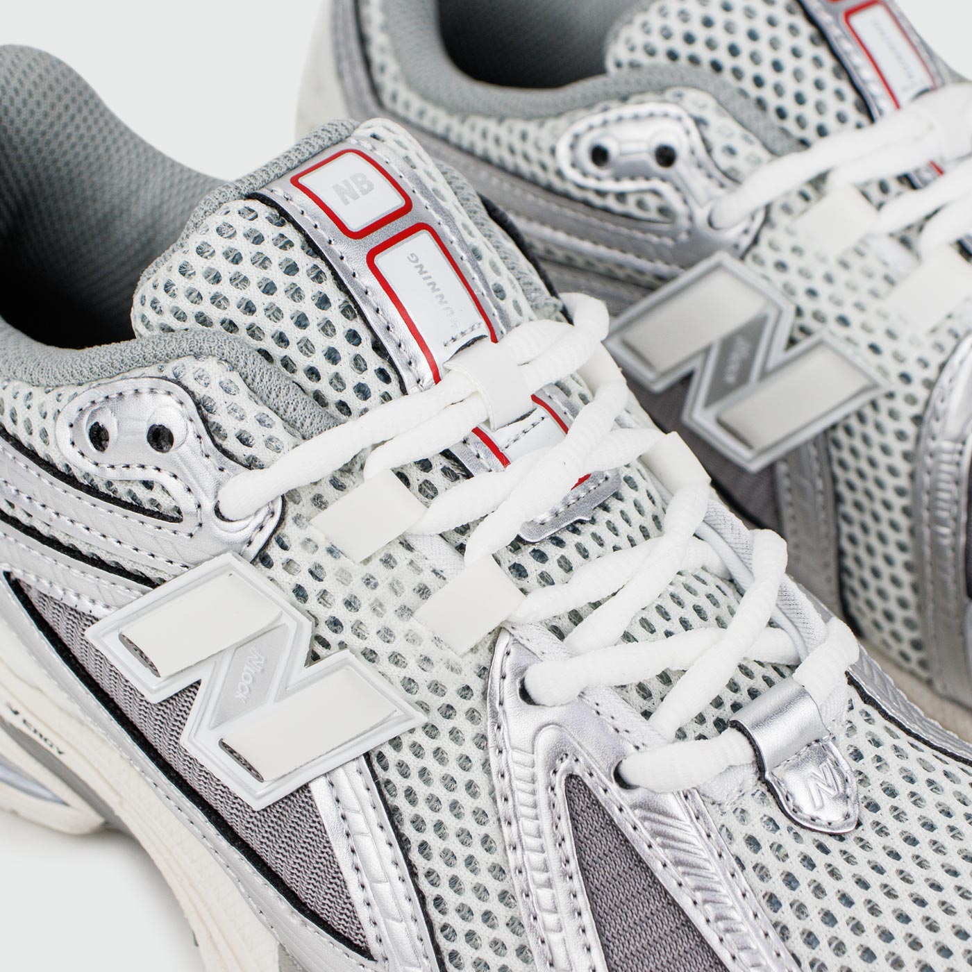 Кроссовки New Balance 1906R Silver Wmns Кроссовки New Balance 1906R Silver Wmns