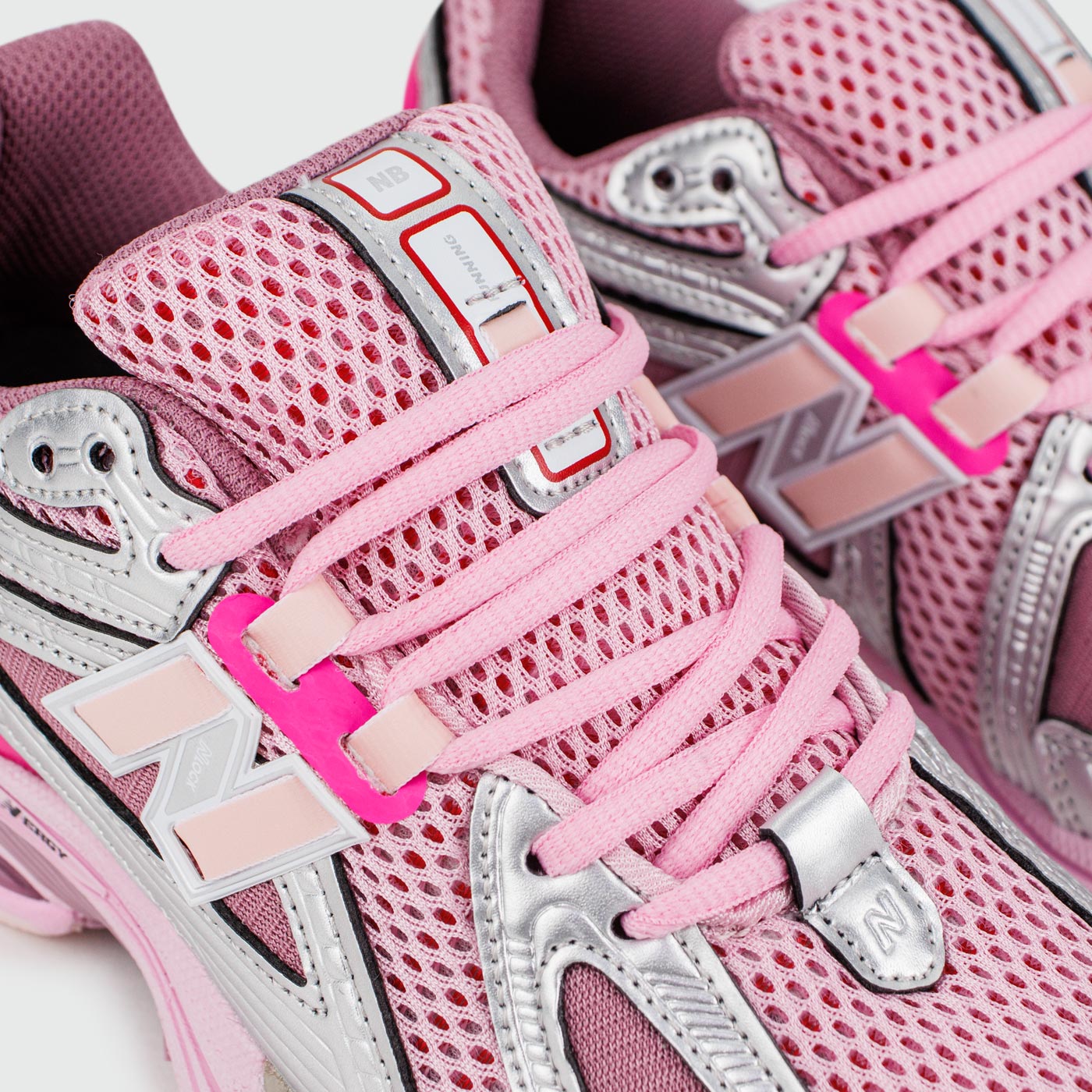 Кроссовки New Balance 1906R Pink Silver Wmns