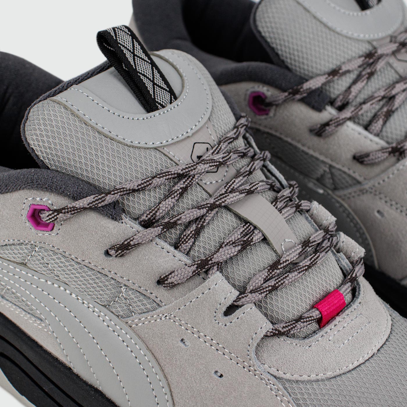 Кроссовки Puma 180 Grey / Black Кроссовки Puma 180 Grey / Black