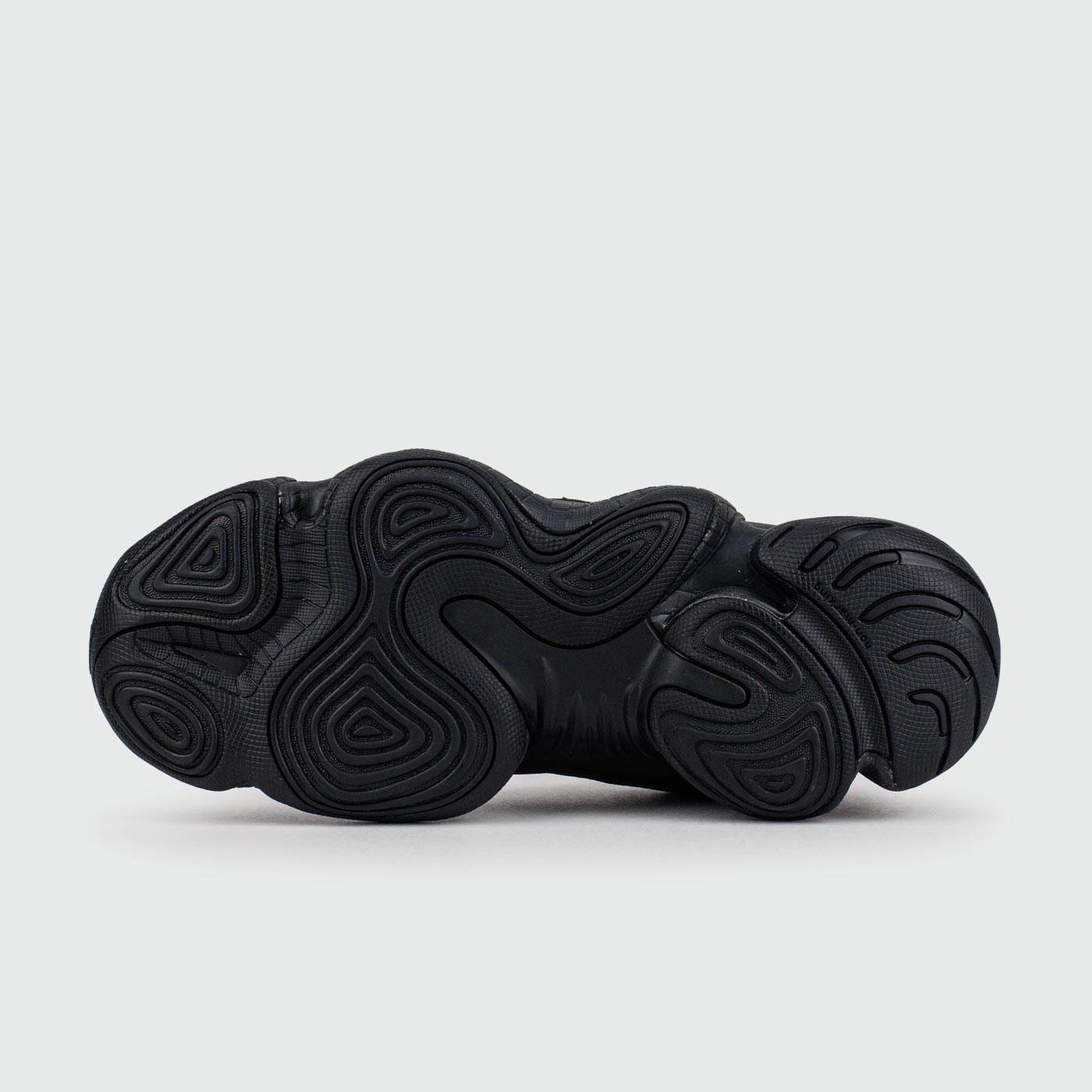 Кроссовки Adidas Yeezy Boost 500 Black Кроссовки Adidas Yeezy Boost 500 Black