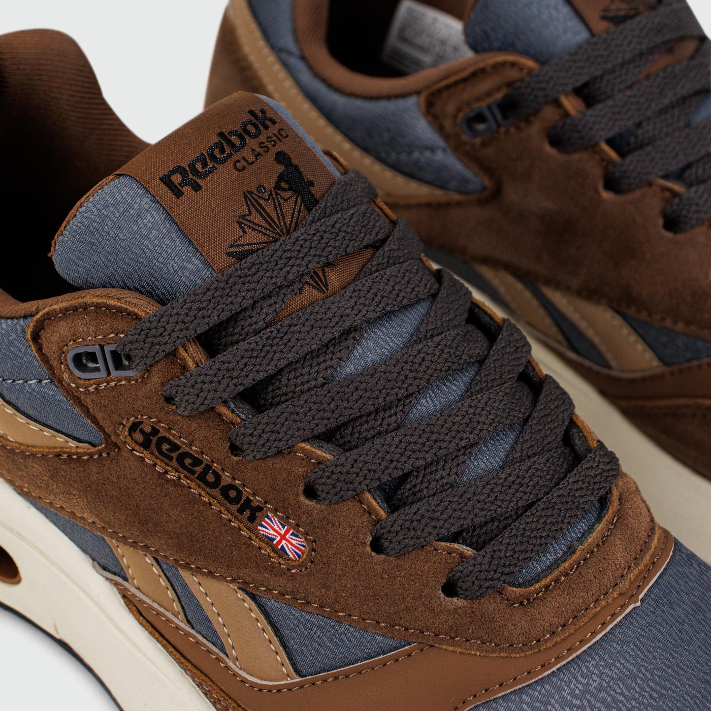 Кроссовки Reebok ERS WORLD Brown