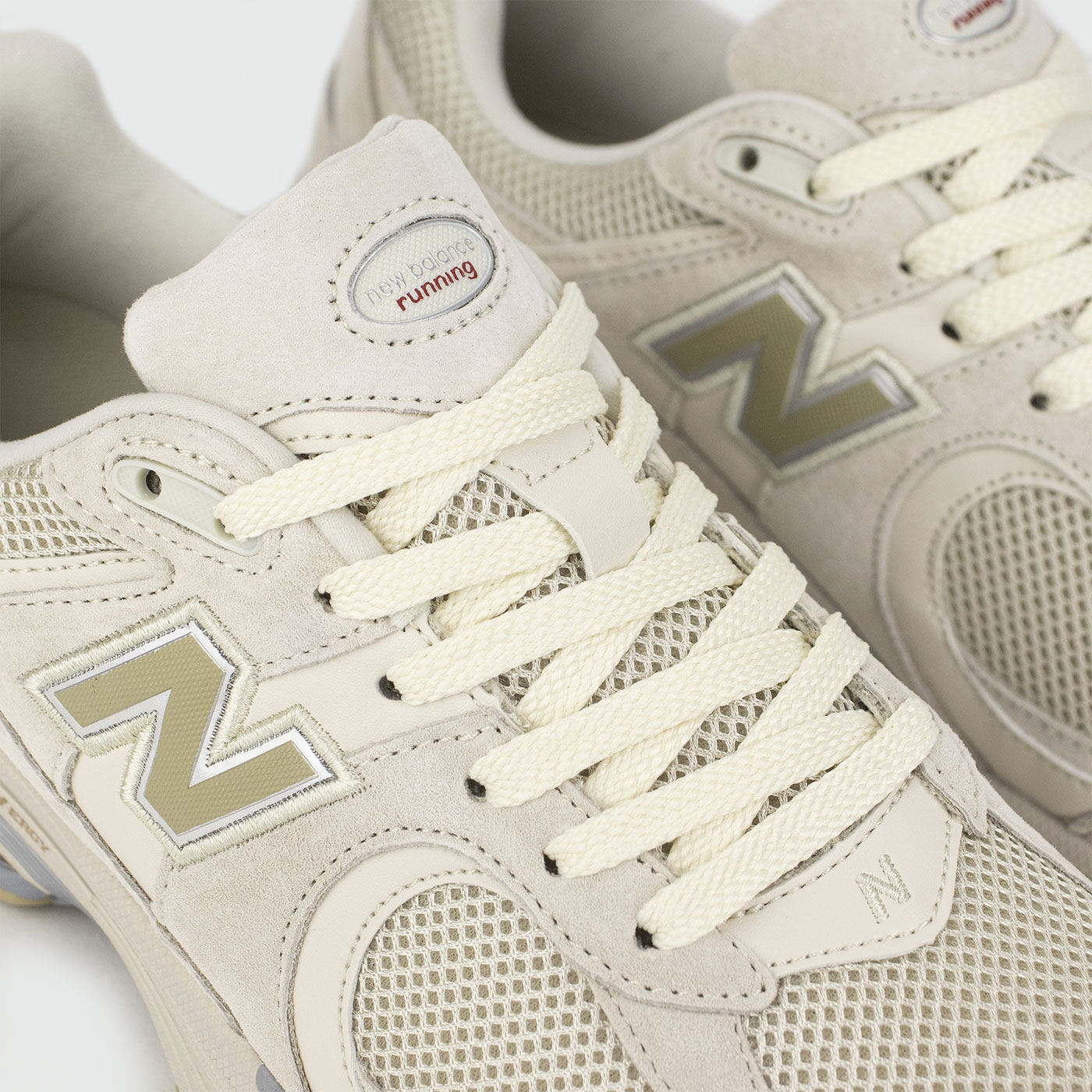 Кроссовки New Balance 2002R Beige Grey Кроссовки New Balance 2002R Beige Grey