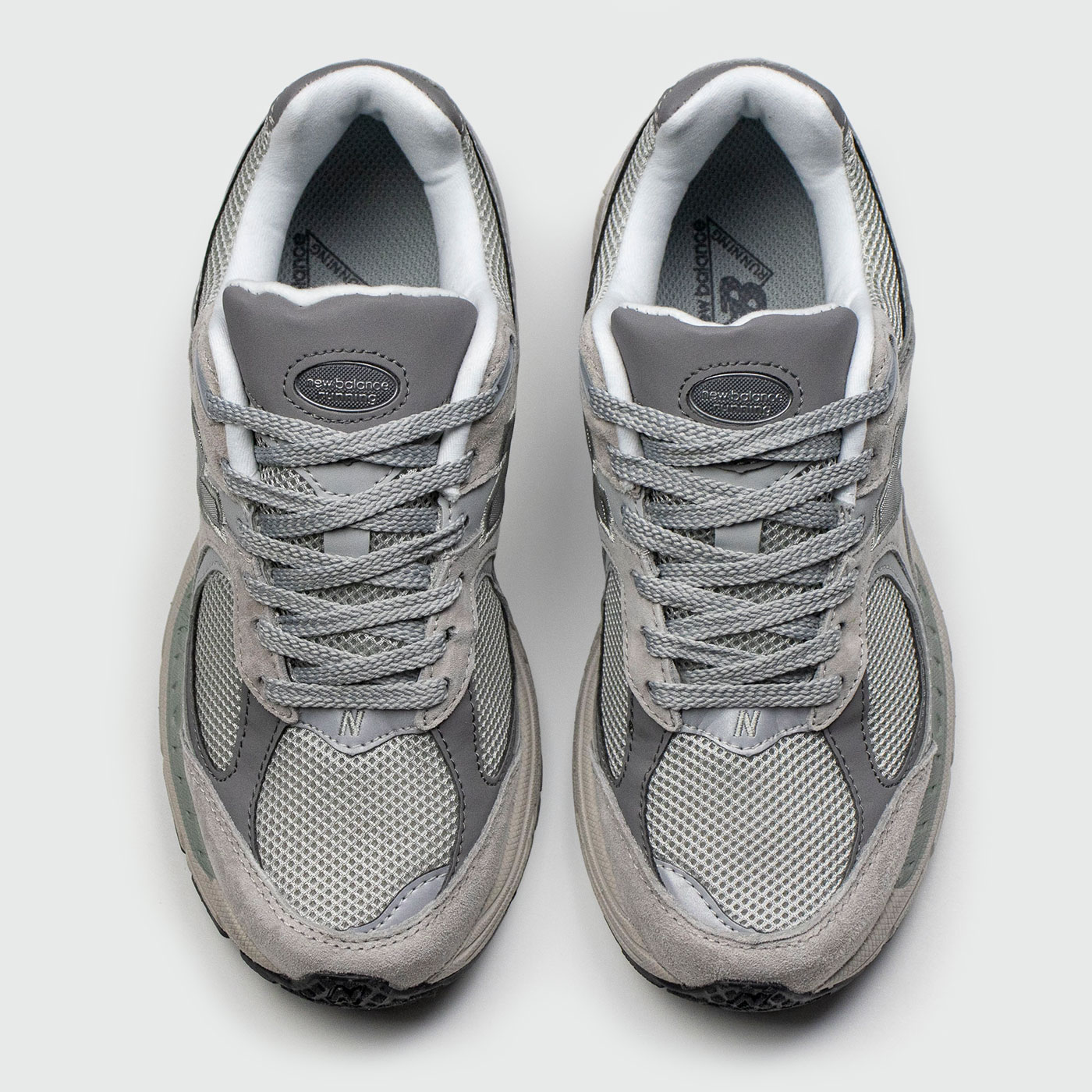 Кроссовки New Balance 2002R Grey Wmns Кроссовки New Balance 2002R Grey Wmns