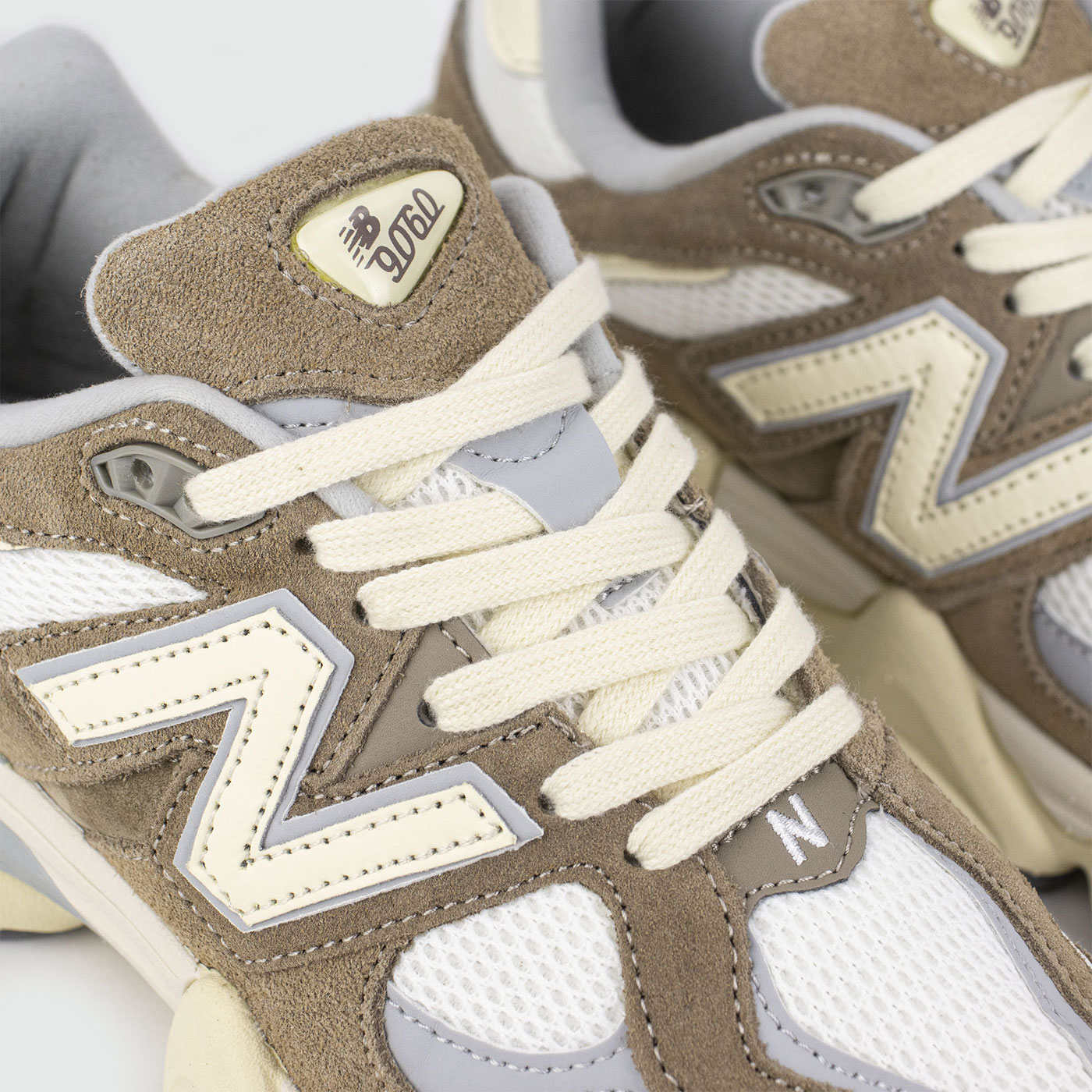Кроссовки New Balance 9060 Brown White Wmns Кроссовки New Balance 9060 Brown White Wmns