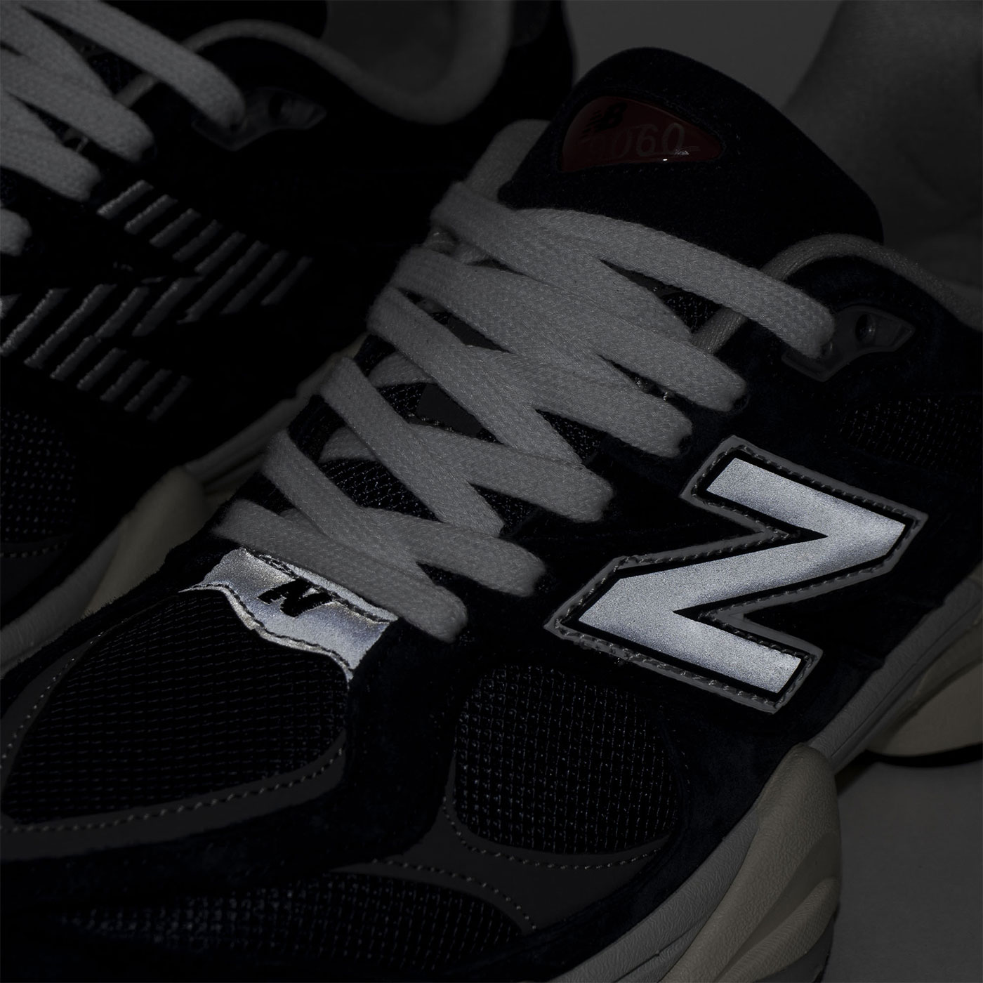 Кроссовки New Balance 9060 Navy Cream Кроссовки New Balance 9060 Navy Cream
