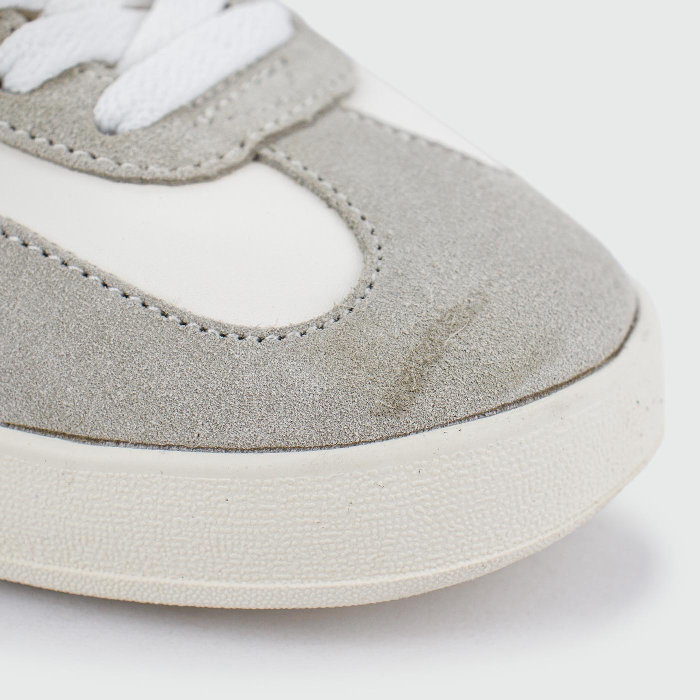 Кроссовки Adidas Gazelle x Gucci White / Blue Str. Wmns Кроссовки Adidas Gazelle x Gucci White / Blue Str. Wmns