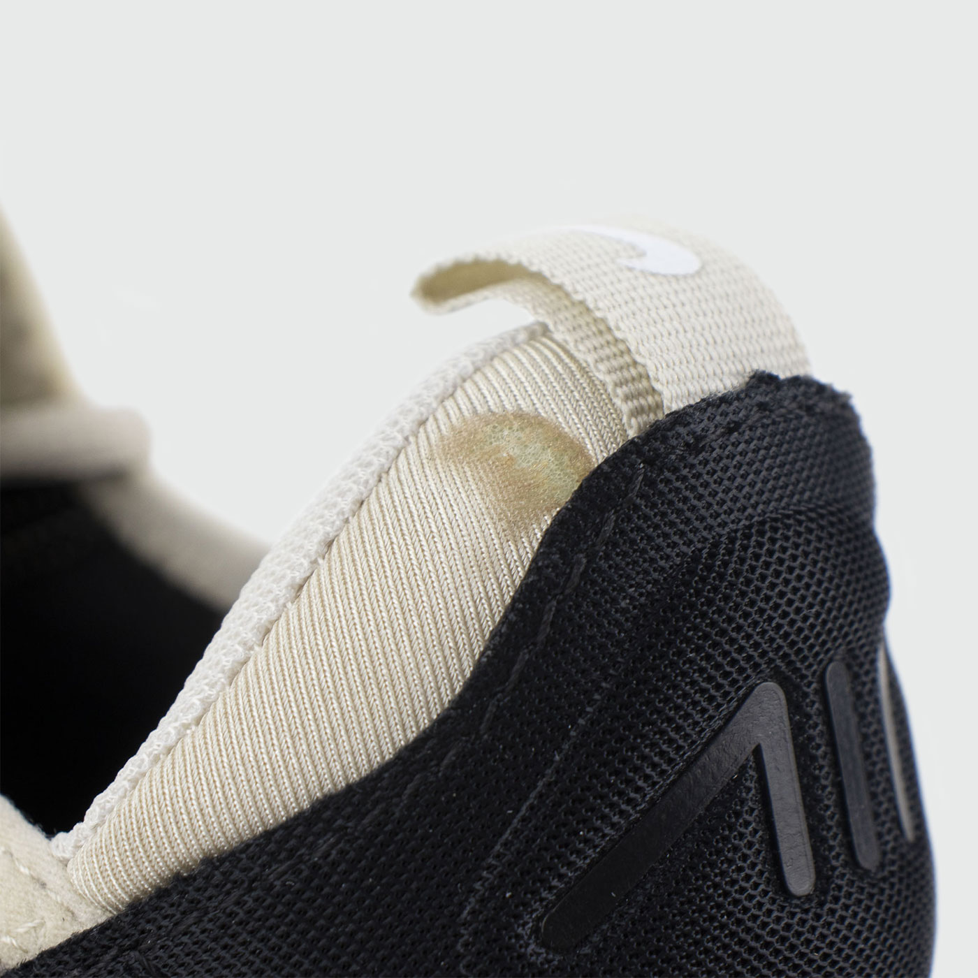 Кроссовки Nike Air Max 270 Light Bone Кроссовки Nike Air Max 270 Light Bone