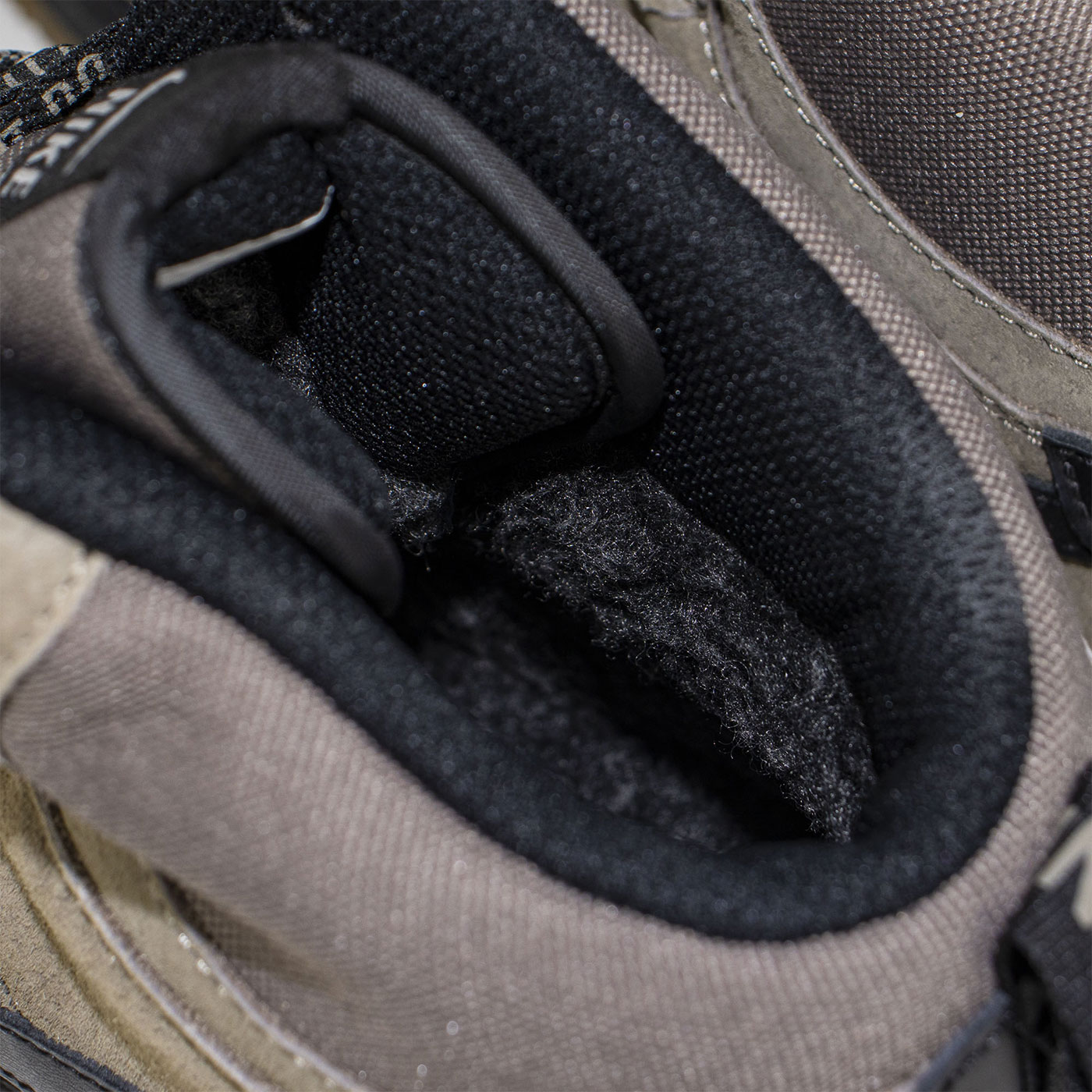 Кроссовки Nike Air Force 1 Mid Olive / Brown with Fur