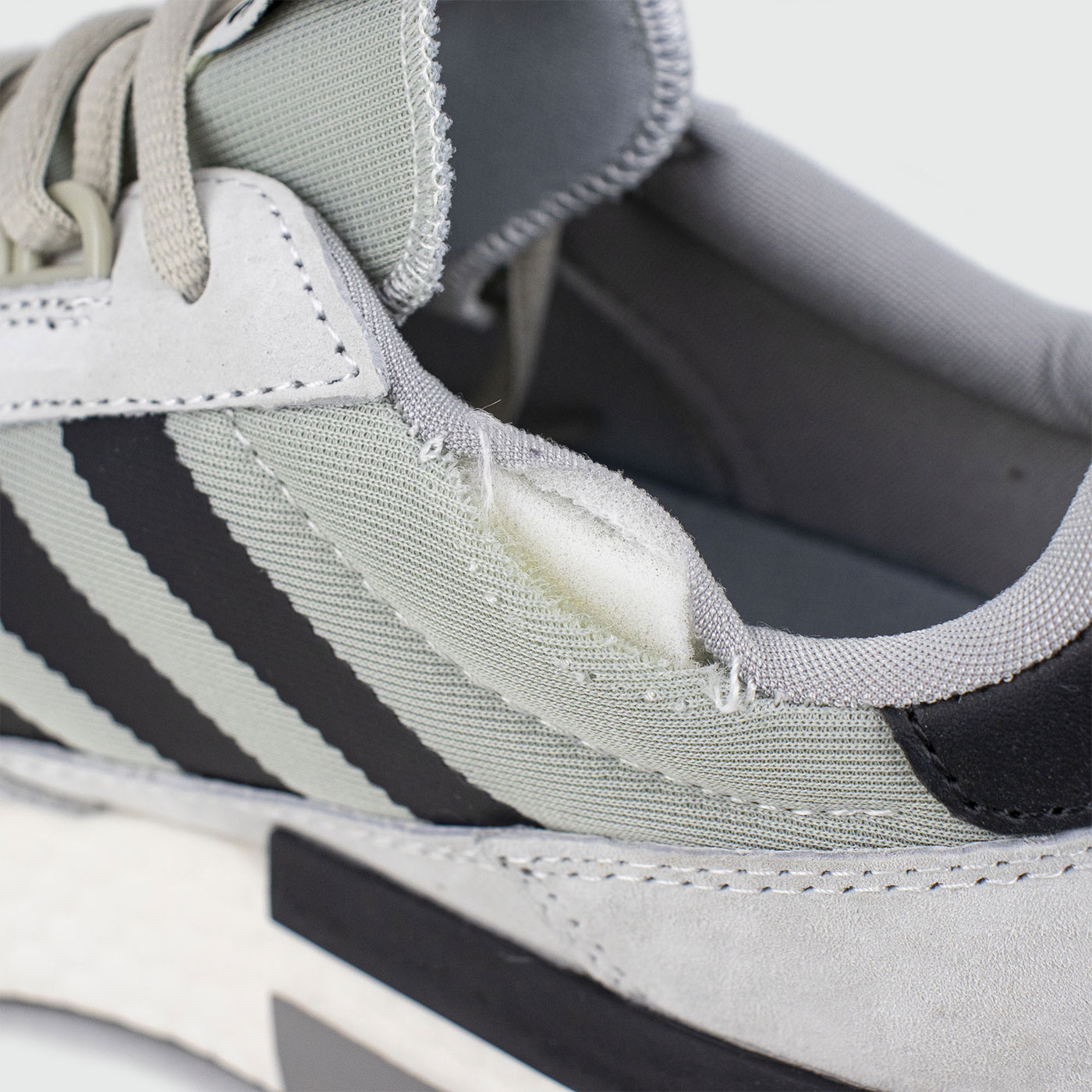 Кроссовки Adidas ZX 500 Boost Grey / Black Str./ White