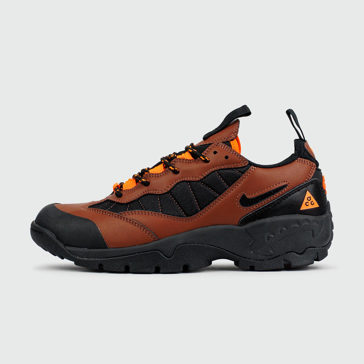 Кроссовки Nike ACG Air Mada Brown Кроссовки Nike ACG Air Mada Brown