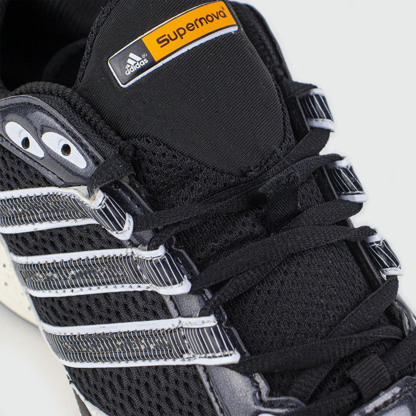 Кроссовки Adidas Supernova Cushion 7 Black / White